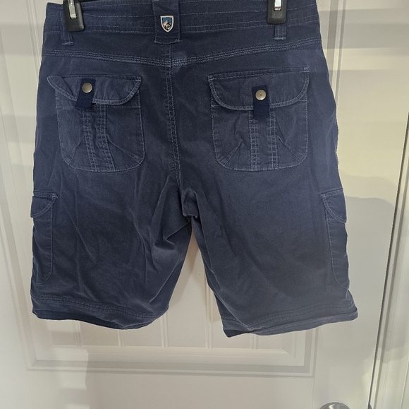 Kuhl size 6 blue Bermuda cargo shorts womans - Picture 3 of 3